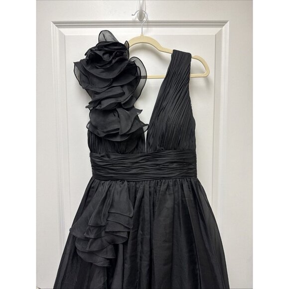 Mac Duggal Size 8 Black 48856 RUFFLE SHOULDER V-NECK CHIFFON GOWN Prom Dress New - Picture 5 of 10
